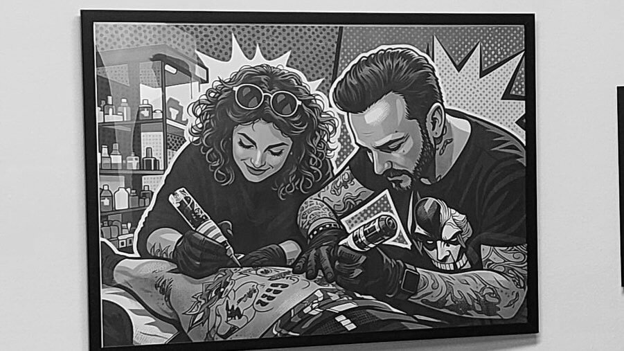 Blackened Tattoo Studio al lavoro